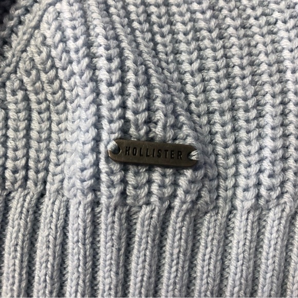 Hollister Light Blue Knit Crewneck Pullover Sweater Loose Fit Size Small - Picture 5 of 9